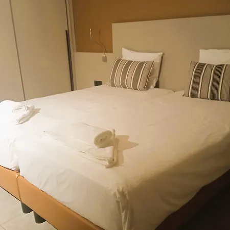 アパートホテル グウェンディ 3*