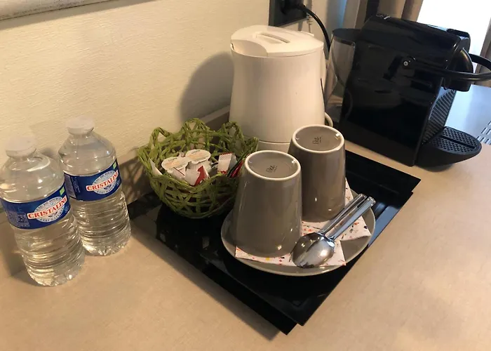 Appart-hotel Gwendy 3* Bour