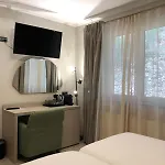 Appart-hotel Gwendy 3* Bour