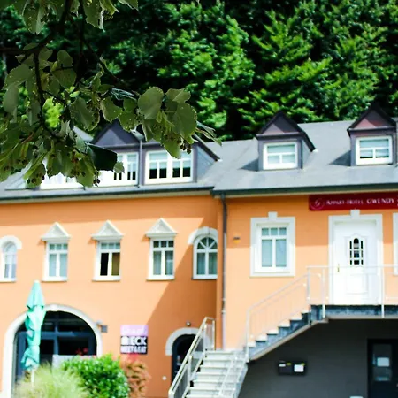 Appart-hotel Gwendy 3* Bour