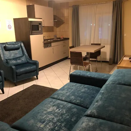 Appart-hotel Gwendy 3*