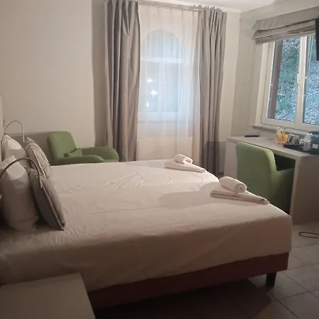 Appart-hotel Gwendy מלון דירות