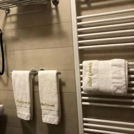 Appart-hotel Gwendy Apartahotel 3*