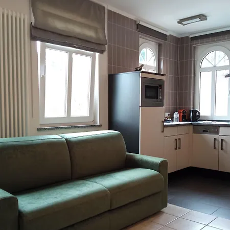 Appart-hotel Gwendy 3* Bour