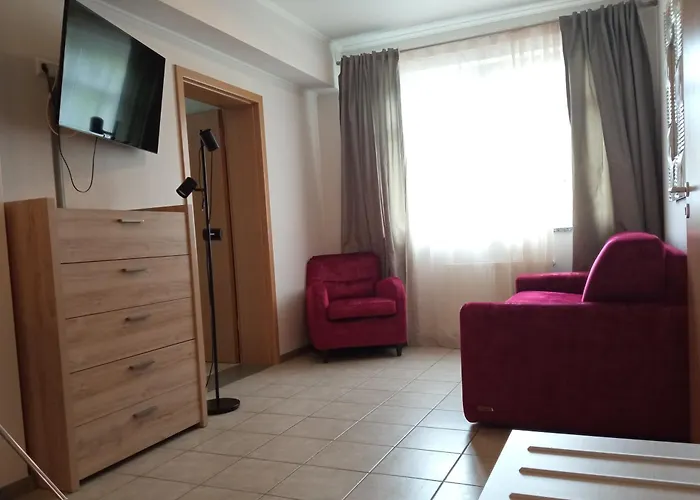 Appart-hotel Gwendy 3* Bour